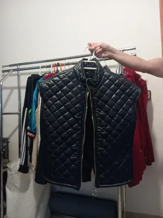 Chaqueta acolchada sin mangas