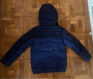 Abrigo azul acolchado de niño. Mayoral. Talla 16.