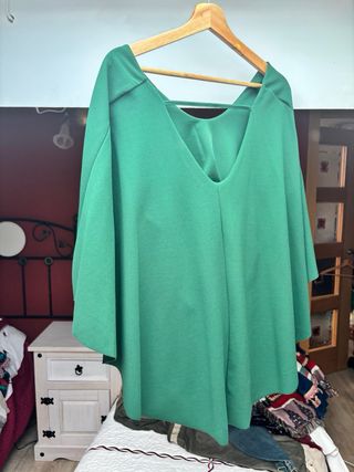 Camisa verde capa talla única