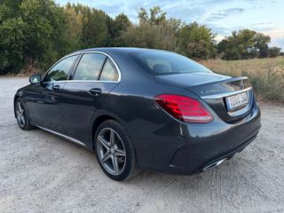 MERCEDES BENZ C 2016 C 220 CDI AMG Solo un dueño •