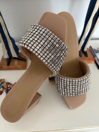 Sandalias H&M con pedrería talla 39