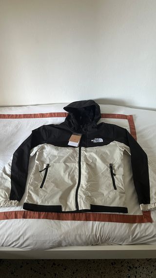 Chaqueta North Face Beige/Negra (S) NUEVA