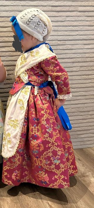Traje de Fallera Niña Rosa y Dorado.