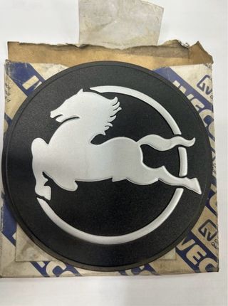 Tapa Plástico Camión Pegaso - Anagrama Caballo