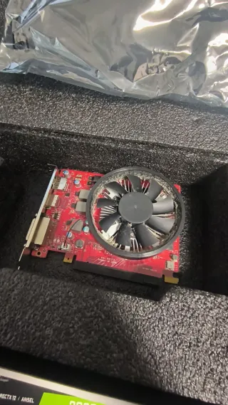 Nvidia GTX 1050 Tarjeta Gráfica