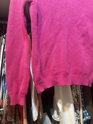 Jersey rosa cuello pico