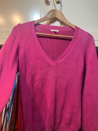 Jersey rosa cuello pico