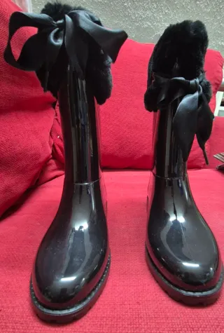 Botas de agua Igor negras con lazo