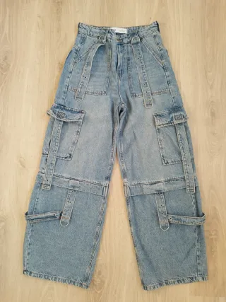 Pantalón vaquero cargo Bershka Talla 32