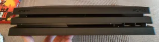 PS4 Pro 1TB + 9 Juegos