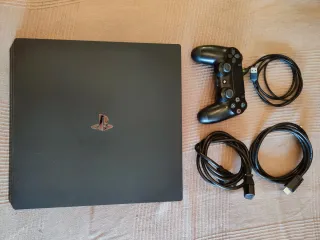 PS4 Pro 1TB + 9 Juegos