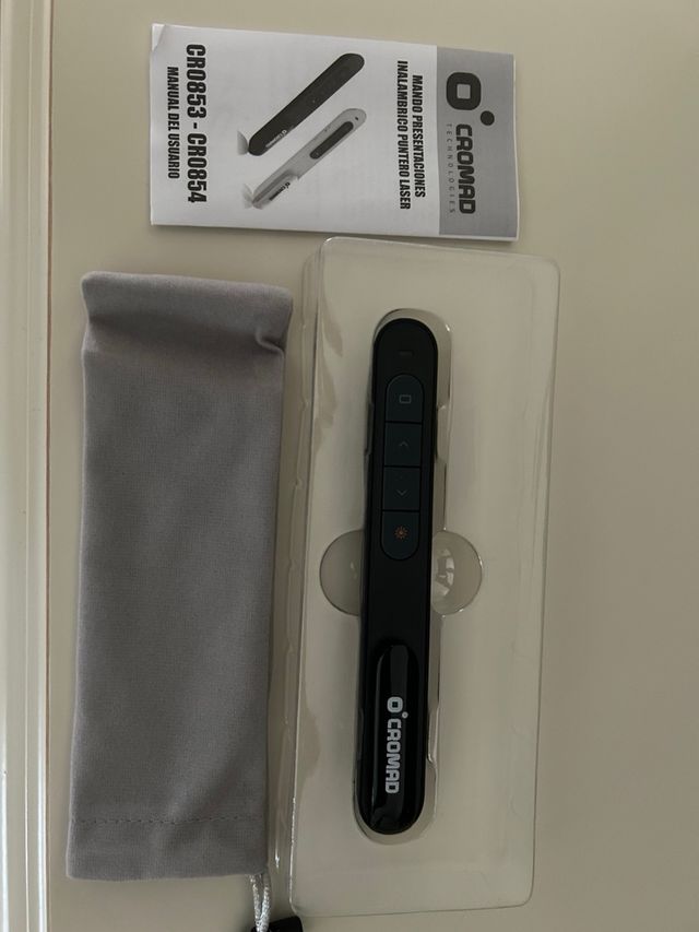 Presentador Cromad Inalámbrico Láser.