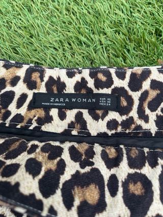 Shorts estampado leopardo