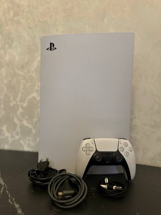 PlayStation 5 1TB + 2 Mandos