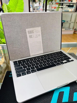 MacBook Pro 13 2020 8GB 512GB Plata