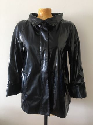 Gabardina corta Zara Negra Talla M