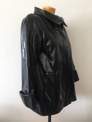 Gabardina corta Zara Negra Talla M