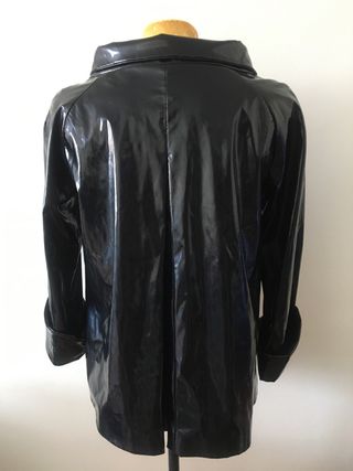 Gabardina corta Zara Negra Talla M