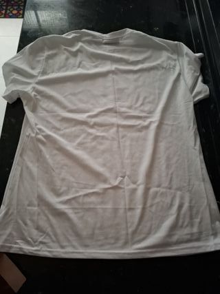 Camiseta Patagonia Blanca Estampada con etiqueta