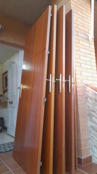 Puertas madera sapeli