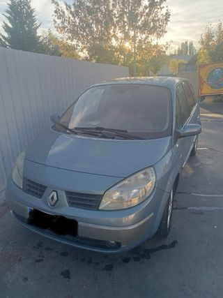 Renault Grand Scenic 2005