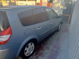 Renault Grand Scenic 2005