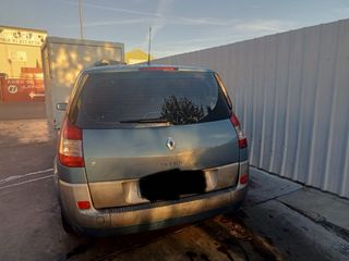 Renault Grand Scenic 2005