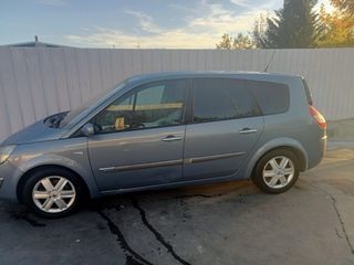 Renault Grand Scenic 2005