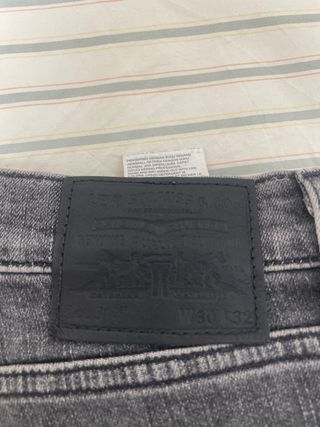 Levi's 514 Negros W30 L32