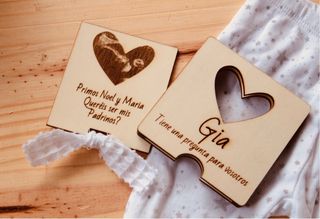 Caja/iman sorpresa “¿Queréis ser mis padrinos?”