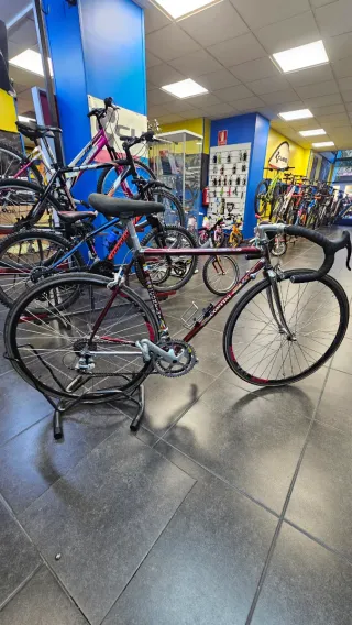 Bicicleta de carretera Contini