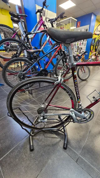 Bicicleta de carretera Contini