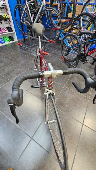 Bicicleta de carretera Contini