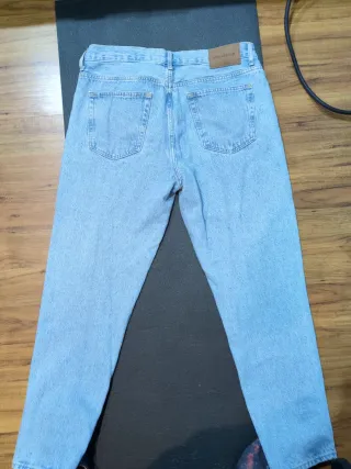 Pantalón vaquero azul claro hombre
