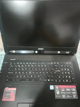 Portátil Gamer MSI GT 72VR Dominator Pro