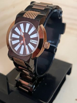 Reloj RACER Negro y Dorado