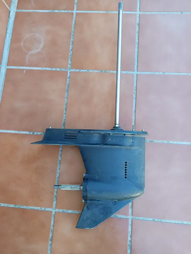 Mercury 50 EFI Cola fueraborda (Avería)