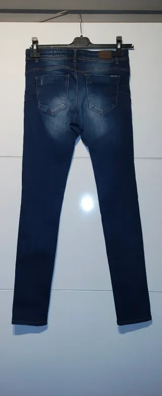 Pantalón vaquero Sfera 