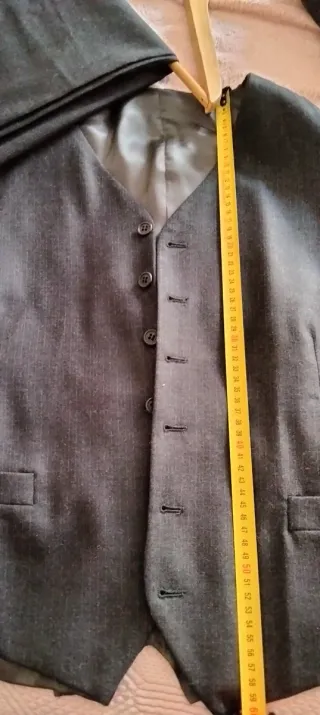 Traje de 3 piezas gris como nuevo
