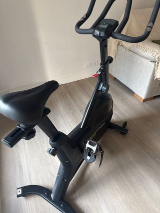 Bicicleta Estática Duke Fitness SC40
