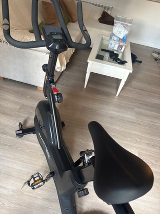 Bicicleta Estática Duke Fitness SC40