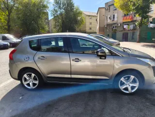 Peugeot 3008 2010