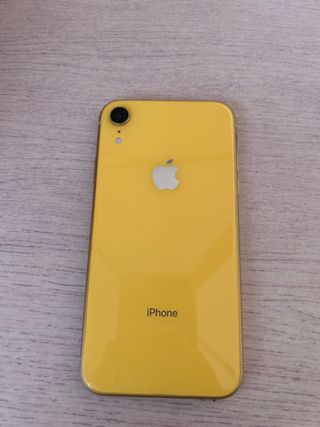 iPhone XR giallo 128 GB