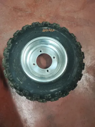 Rueda y llanta Suzuki LTZ 400