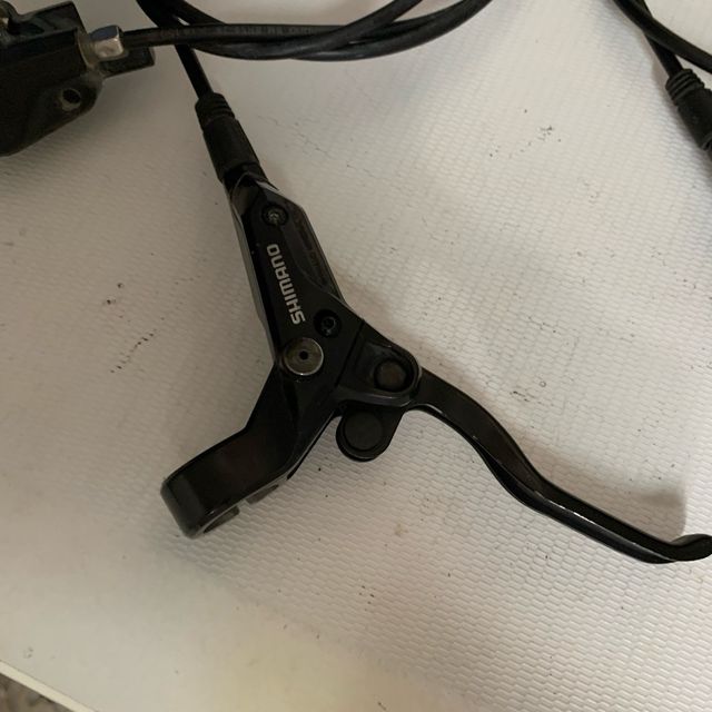 Frenos Shimano MT200