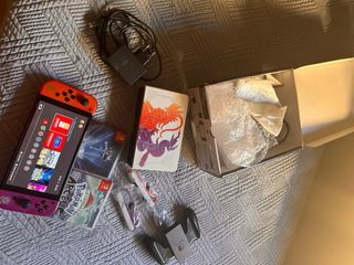 Nintendo Switch OLED Edición Pokémon Escarlata