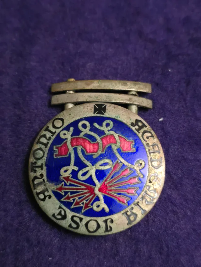 Insignia Academia Nacional Mandos José Antonio