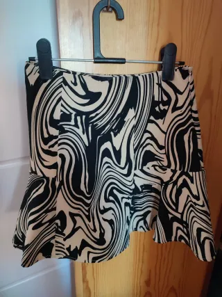 Falda pantalón tiro alto estampada