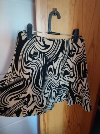 Falda pantalón tiro alto estampada