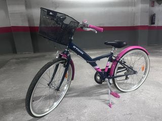 Bicicleta 24 azul niña con cesta